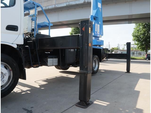 HINO DUTRO 2012 Image 31