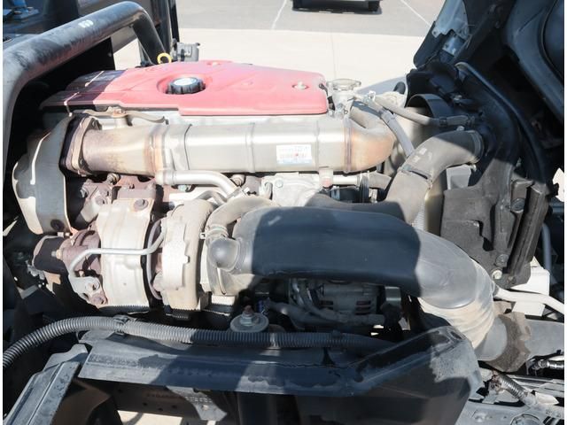 HINO DUTRO 2012 Image 31