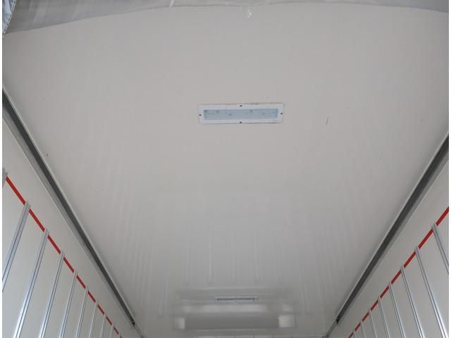 ISUZU ELF 2020 Image 31