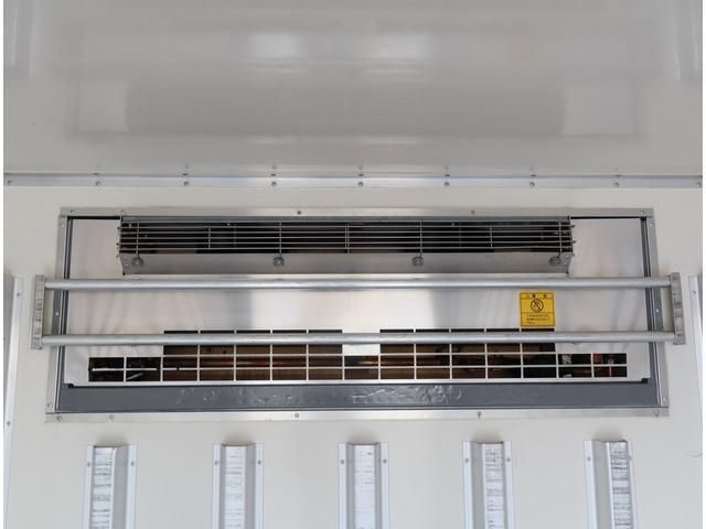 ISUZU ELF 2020 Image 31