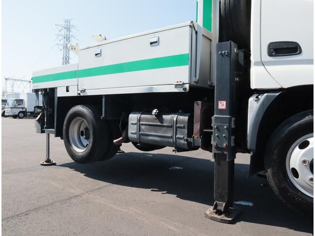 HINO DUTRO 2009 Image 31