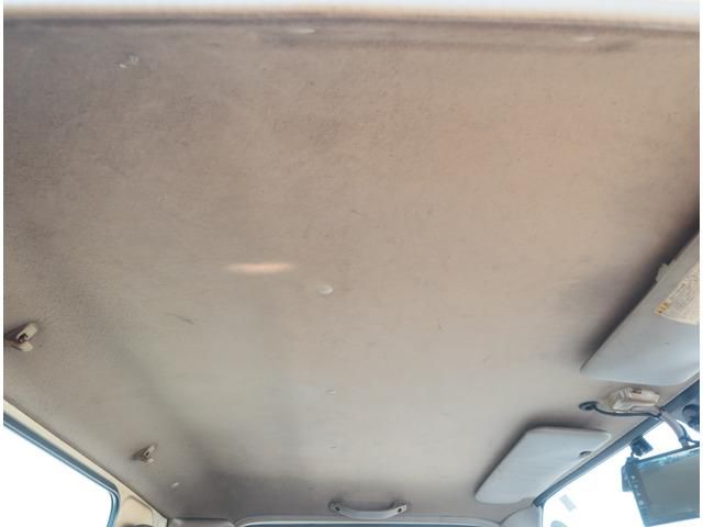 HINO DUTRO 2009 Image 31