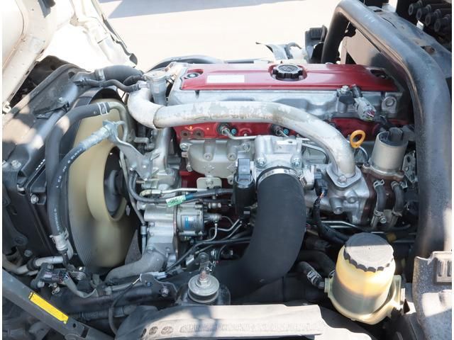 HINO DUTRO 2009 Image 31