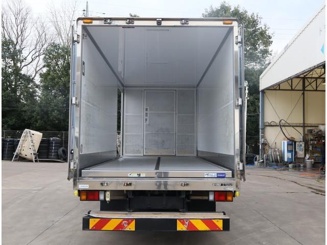 ISUZU ELF 2018 Image 31