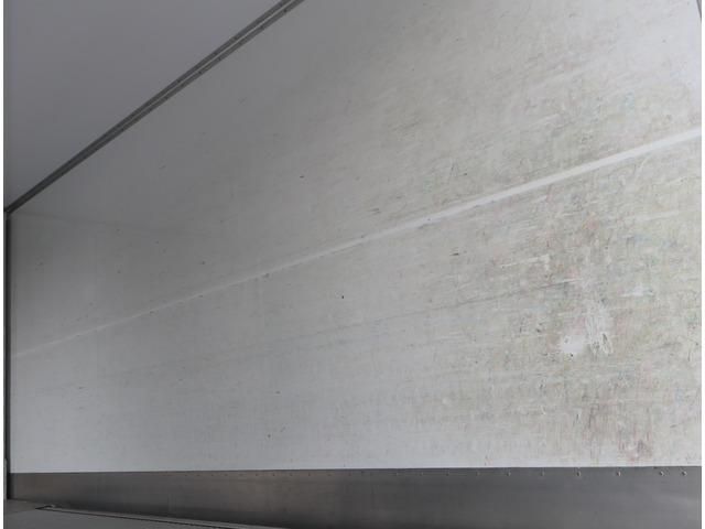 ISUZU ELF 2018 Image 31