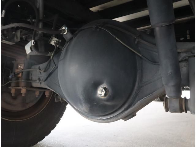 ISUZU ELF 2018 Image 31