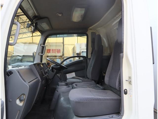 ISUZU ELF 2018 Image 31