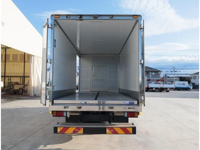 ISUZU ELF 2018 Image 31