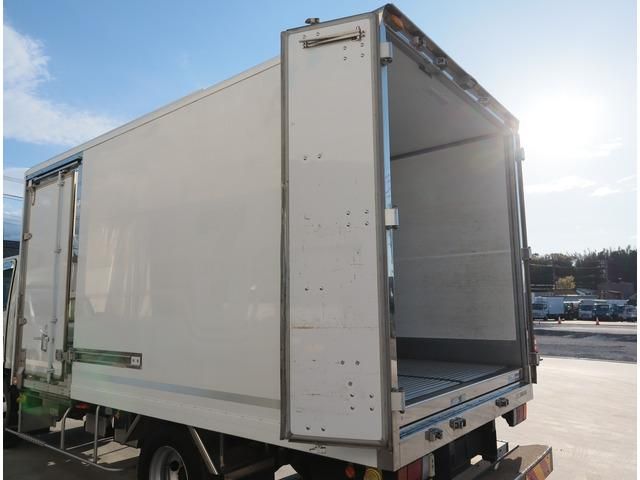 ISUZU ELF 2018 Image 31