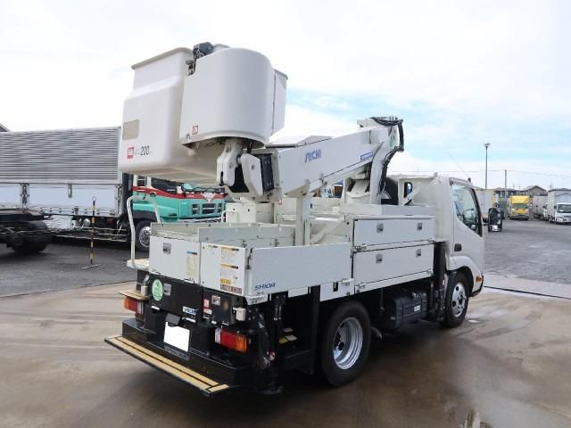 HINO DUTRO 2016 Image 31