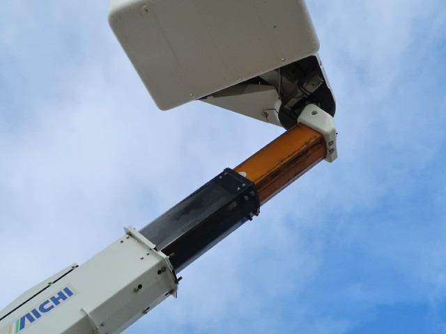 HINO DUTRO 2016 Image 31