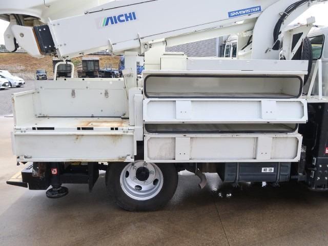 HINO DUTRO 2016 Image 31