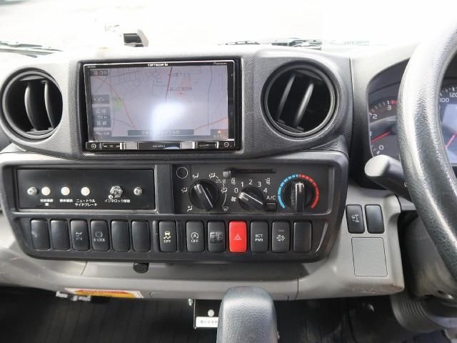 HINO DUTRO 2016 Image 31