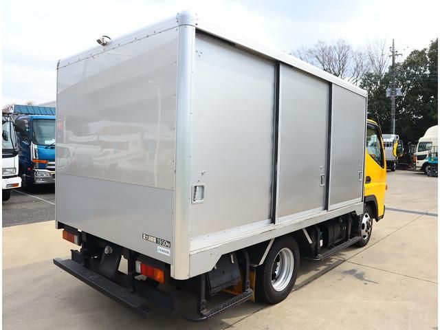 MITSUBISHI CANTER 2019 Image 31