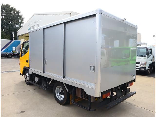 MITSUBISHI CANTER 2019 Image 31
