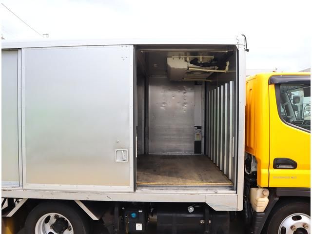 MITSUBISHI CANTER 2019 Image 31