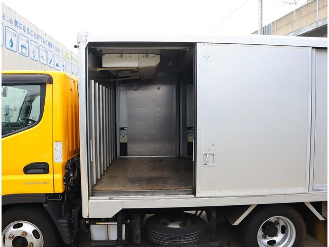 MITSUBISHI CANTER 2019 Image 31