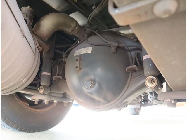 MITSUBISHI CANTER 2019 Image 31