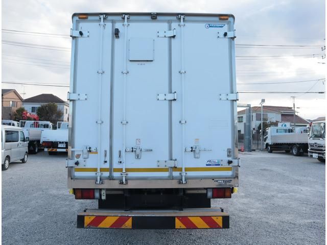 ISUZU ELF 2018 Image 31