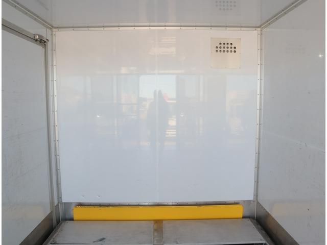 ISUZU ELF 2018 Image 31