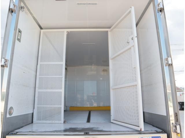 ISUZU ELF 2018 Image 31