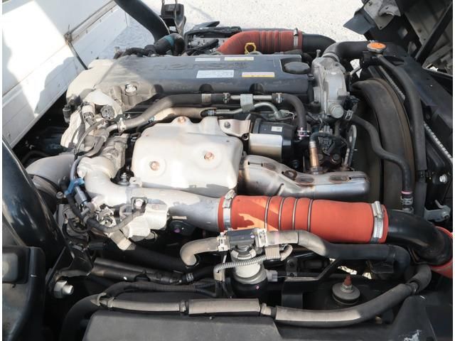 ISUZU ELF 2018 Image 31