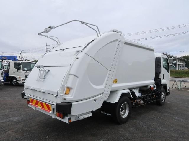 ISUZU FORWARD 2012 Image 31