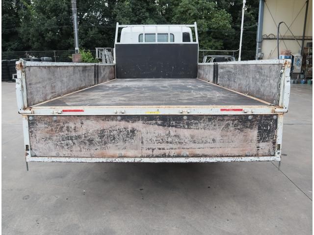 MITSUBISHI CANTER 2017 Image 31