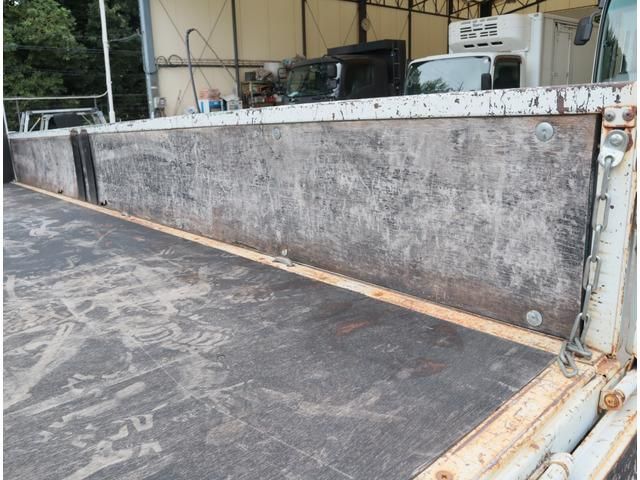 MITSUBISHI CANTER 2017 Image 31