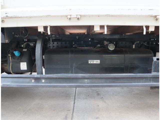 MITSUBISHI CANTER 2017 Image 31