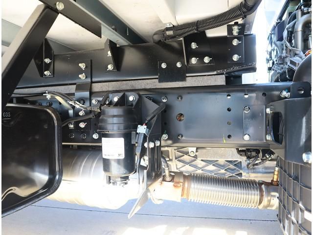 MITSUBISHI CANTER 2023 Image 31