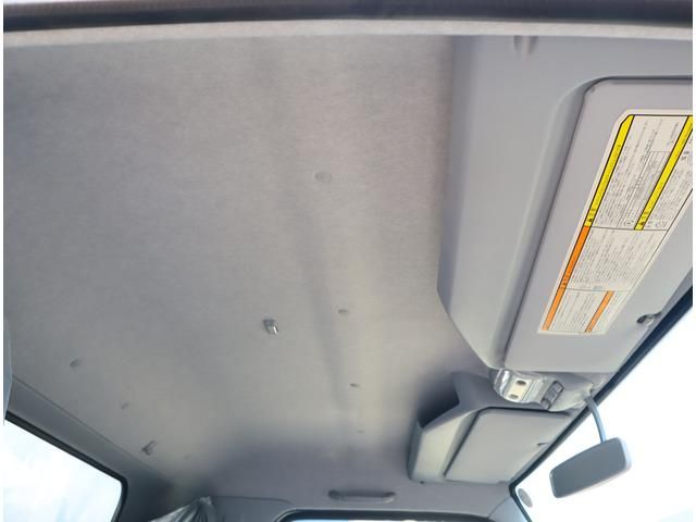 MITSUBISHI CANTER 2023 Image 31