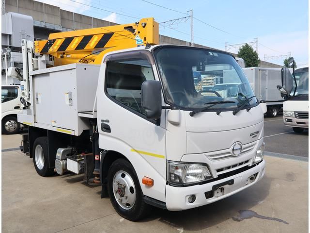 HINO DUTRO 2016 Image 31