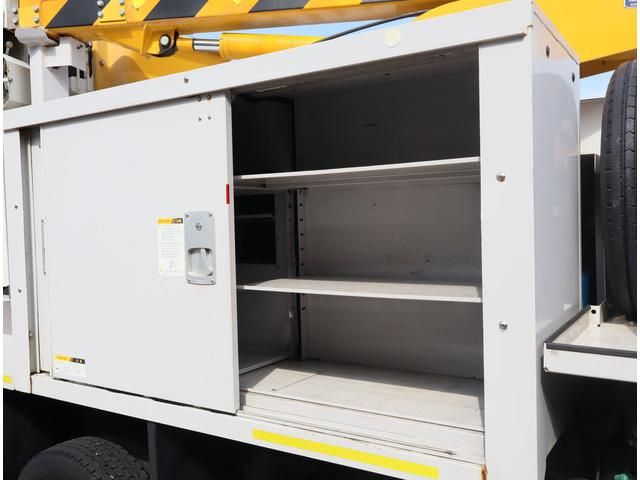 HINO DUTRO 2016 Image 31