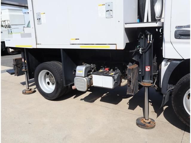 HINO DUTRO 2016 Image 31