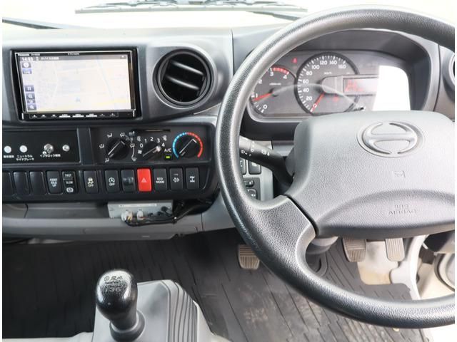 HINO DUTRO 2016 Image 31