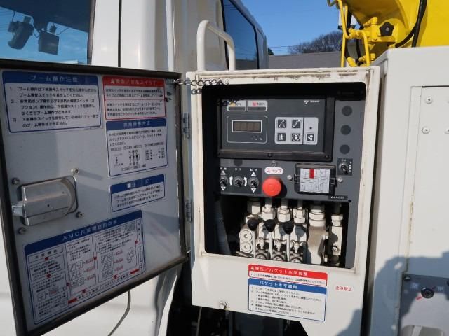 HINO DUTRO 2014 Image 31