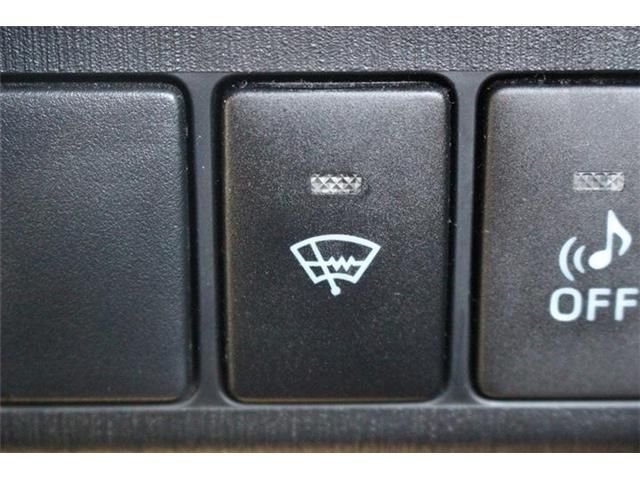 TOYOTA PRIUS ALPHA 2016 Image 31