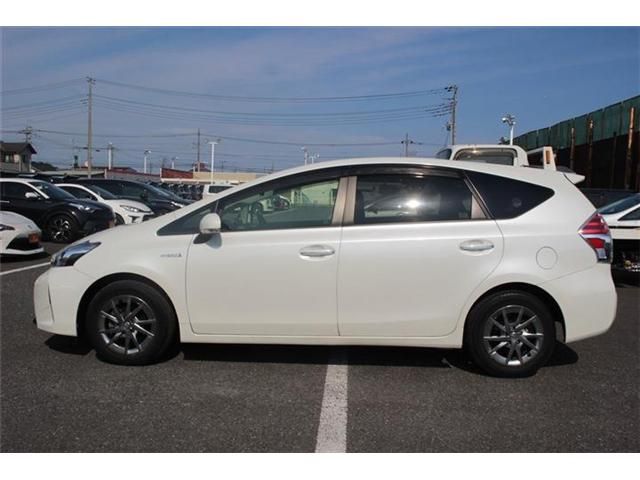 TOYOTA PRIUS ALPHA 2016 Image 31