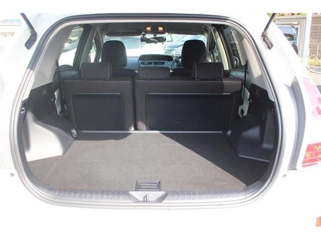 TOYOTA PRIUS ALPHA 2016 Image 31