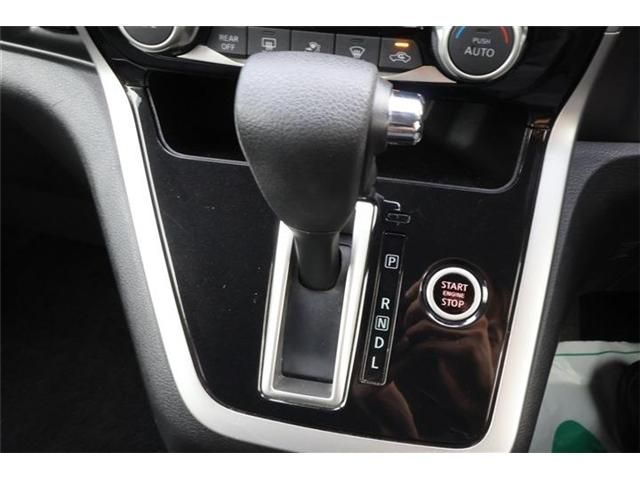 NISSAN SERENA  S-HYBRID 2019 Image 31