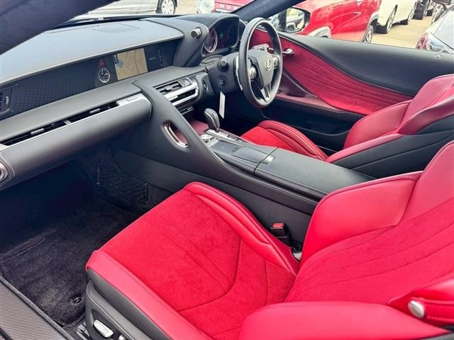 TOYOTA LEXUS LC500H 2021 Image 31