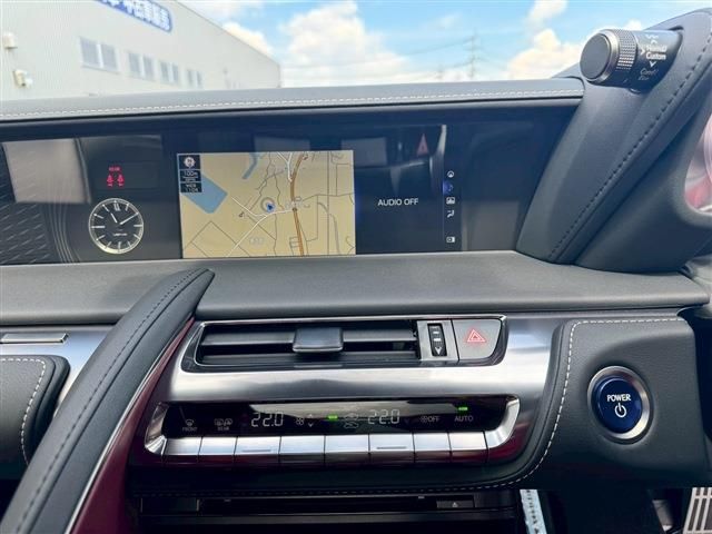 TOYOTA LEXUS LC500H 2021 Image 31