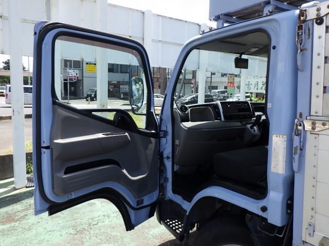 MITSUBISHI CANTER 2016 Image 31