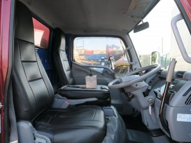 MITSUBISHI CANTER 2010 Image 31