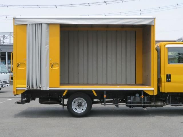 ISUZU ELF 2018 Image 31