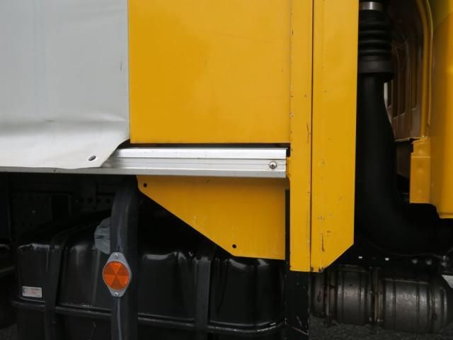 ISUZU ELF 2018 Image 31