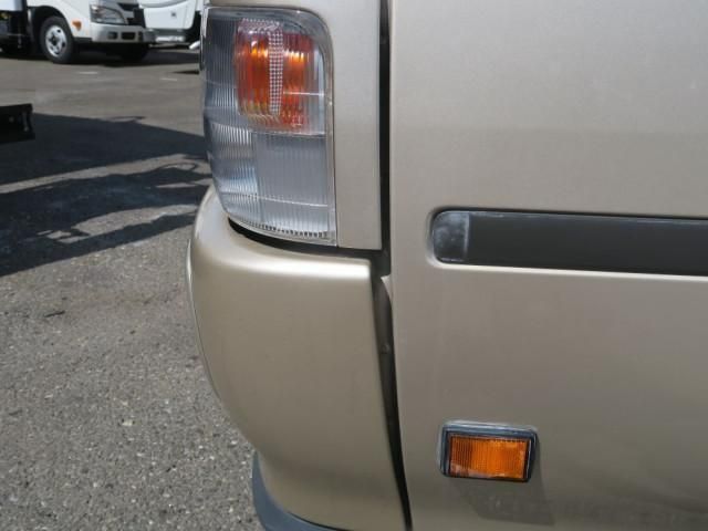 HINO LIESSE2 2006 Image 31