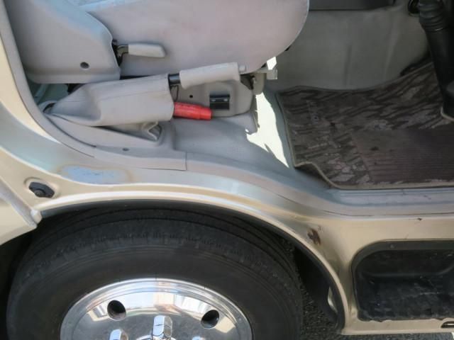 HINO LIESSE2 2006 Image 31