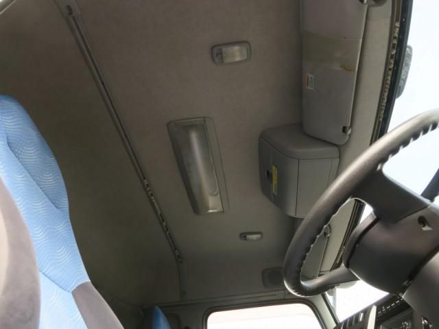 NISSAN DIESEL QUON 2009 Image 31